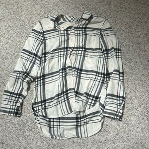 American Eagle boyfriend fit flannel, size XS